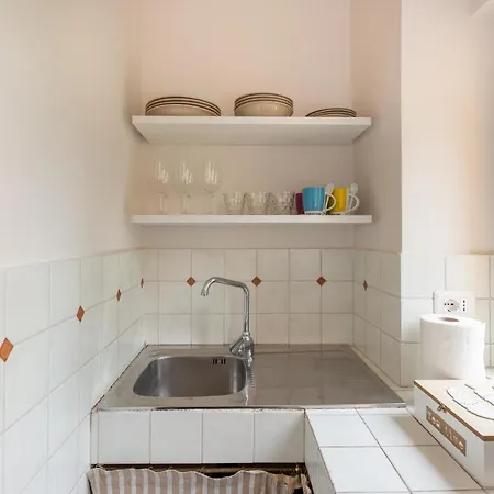 Apartament Suityrhome Rionemonti56 *